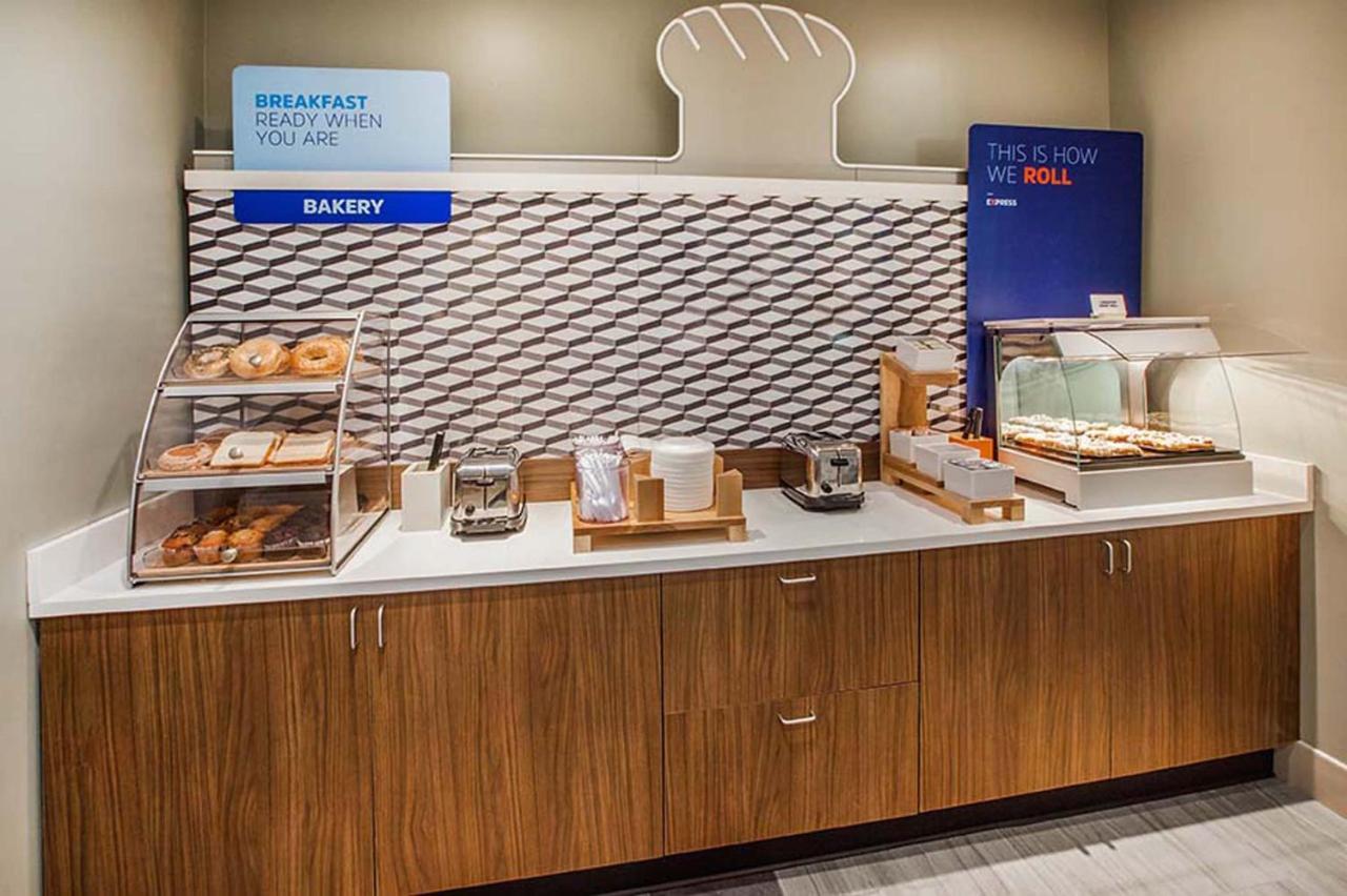 Holiday Inn Express & Suites - Prospect Heights By Ihg Eksteriør billede