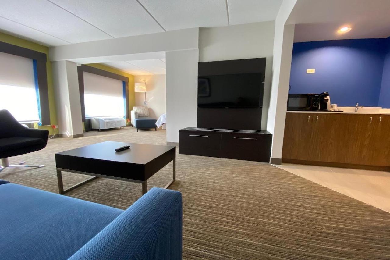 Holiday Inn Express & Suites - Prospect Heights By Ihg Eksteriør billede