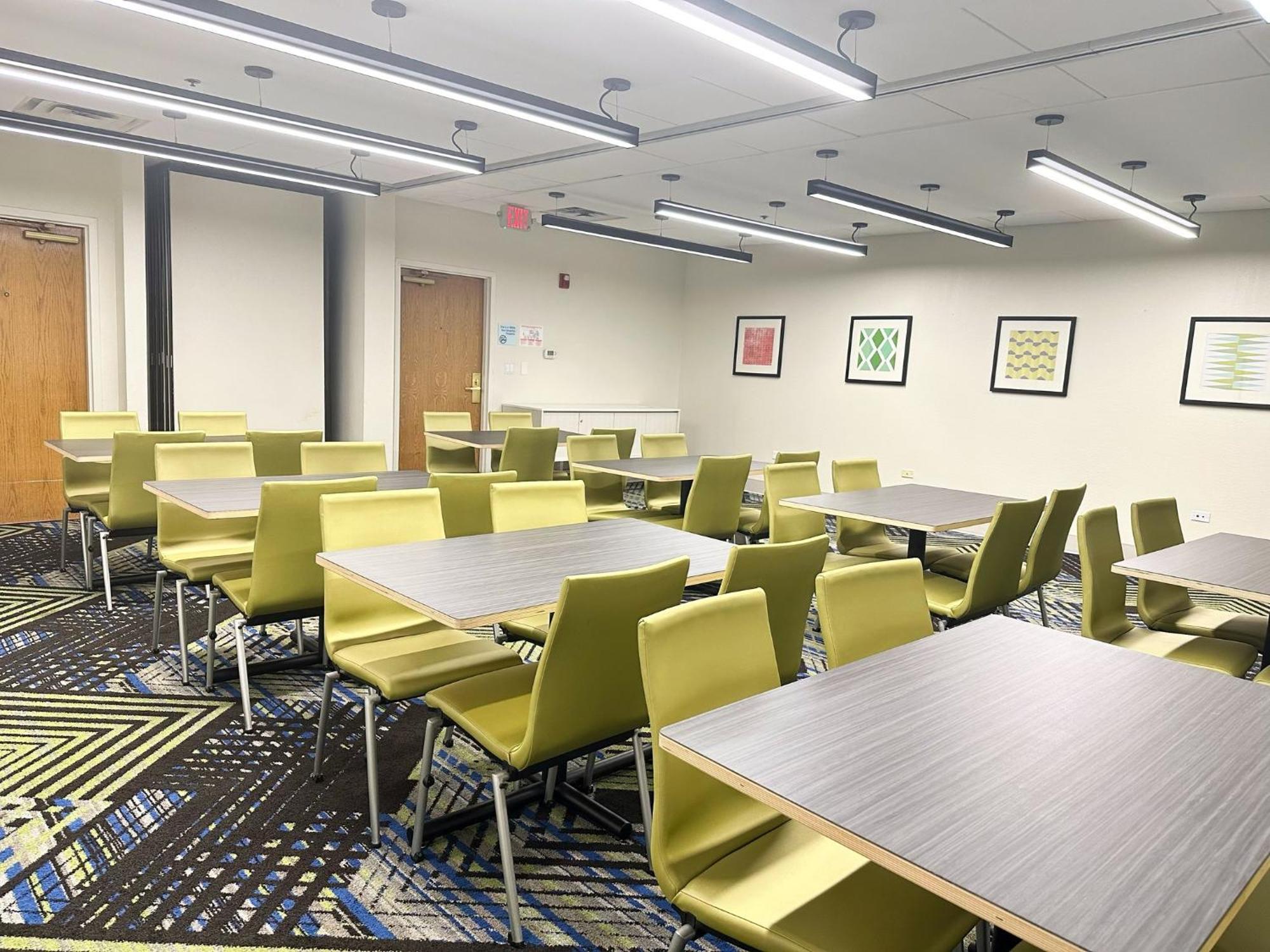 Holiday Inn Express & Suites - Prospect Heights By Ihg Eksteriør billede